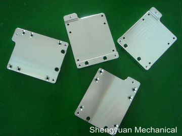 アロジンは、アルミニウム CNC 精密加工部品ヒートシンク GWHI/GBEL Vela 製品をクリアします。