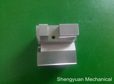 カスタマイズされた CNC の精密機械化の磨く D2 0.005 平坦の台紙のジグ