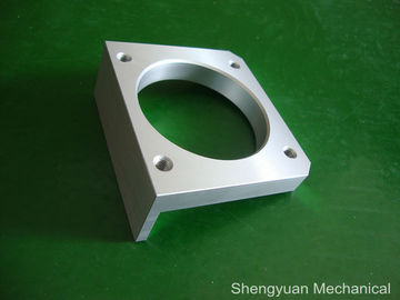 自然な CNC の精密機械化は AL6061 ブラケットの金属モーターか 3D プリンター予備品を陽極酸化します