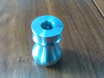 CNC は 自動車 のための部品の精密によって回された部品、オートバイを機械で造りました