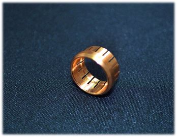 真鍮 CNC の精密によって回される部品 RF の大気および宇宙空間のコネクターをカスタマイズして下さい