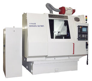 Siemens のサーボ モーターを搭載する機械を削る 3.7kw 5 軸線 CNC
